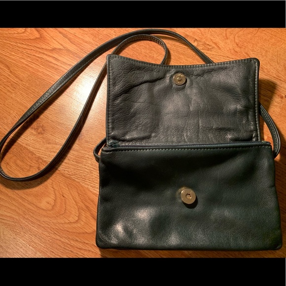 Vintage Genuine leather green leather purse - Picture 3 of 5